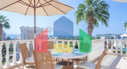 Роскошная вилла у моря в живописном уголке Средиземноморья