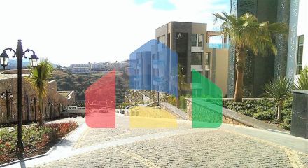 Розкішні апартаменти 1 + 1 в Конакли