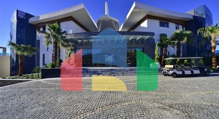 Розкішні апартаменти 1 + 1 в Конакли