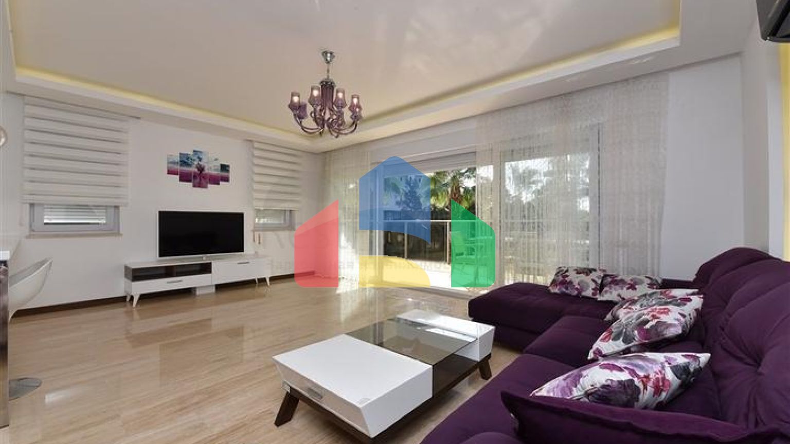 Просторный пентхаус 3+1 в районе Конаклы