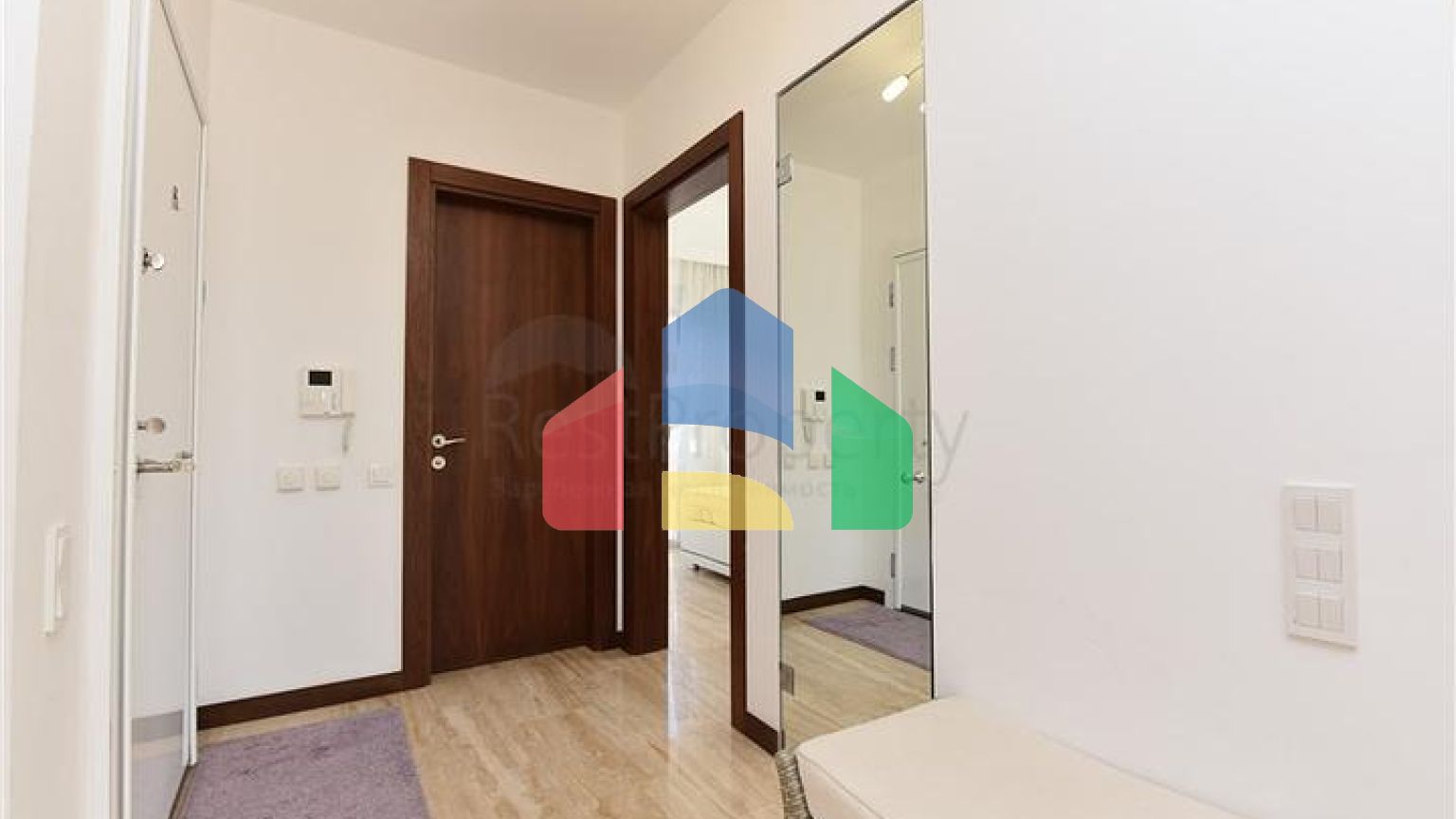 Просторный пентхаус 3+1 в районе Конаклы