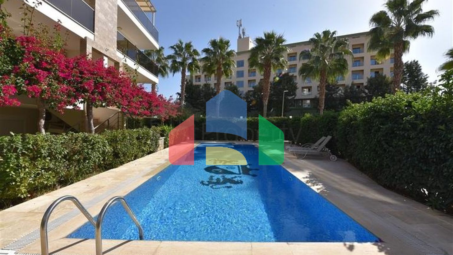 Просторный пентхаус 3+1 в районе Конаклы