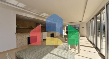 Просторный пентхаус 3+1 в районе Конаклы