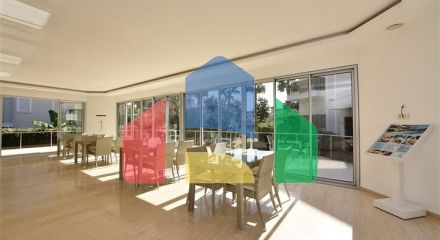 Просторный пентхаус 3+1 в районе Конаклы