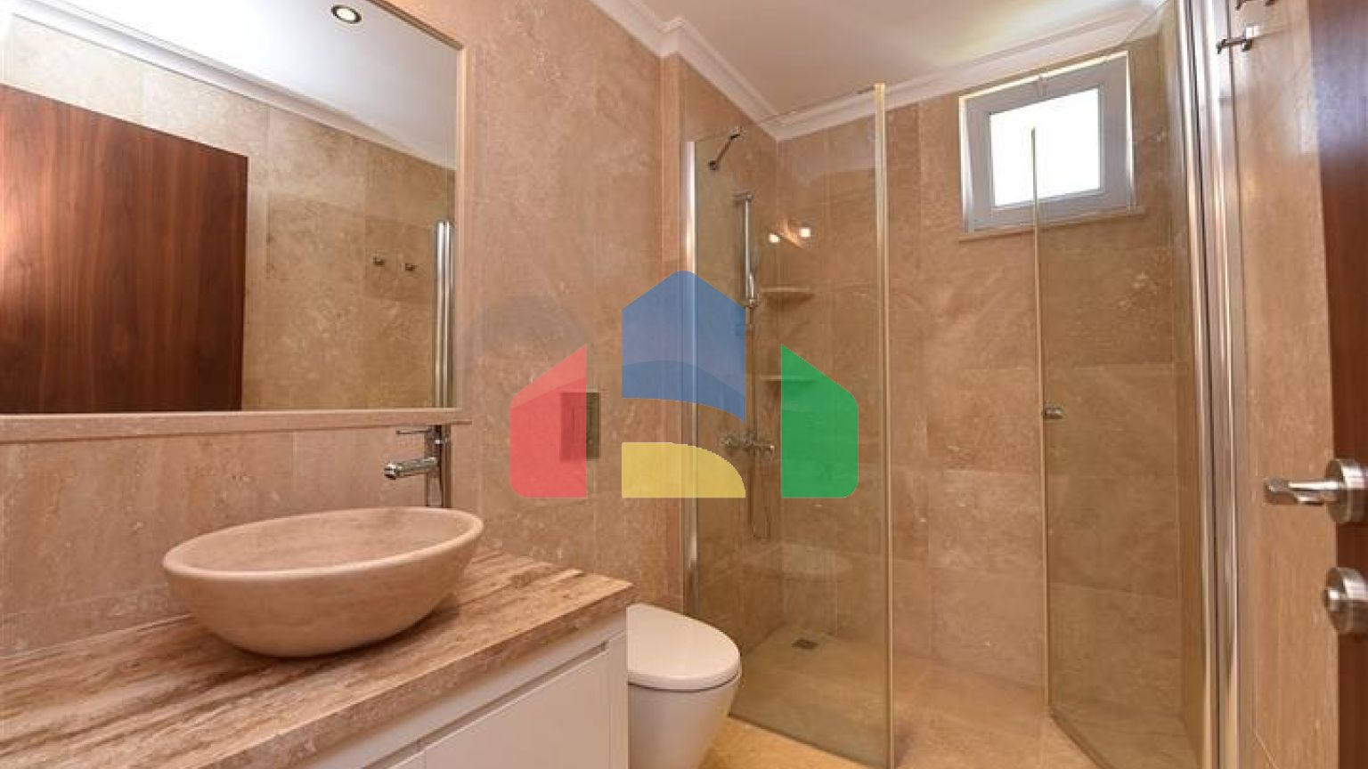 Просторный пентхаус 3+1 в районе Конаклы