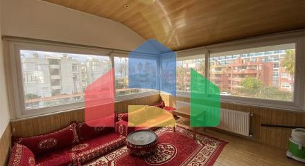 Вілла 6 + 2 з басейном в районі Конакли