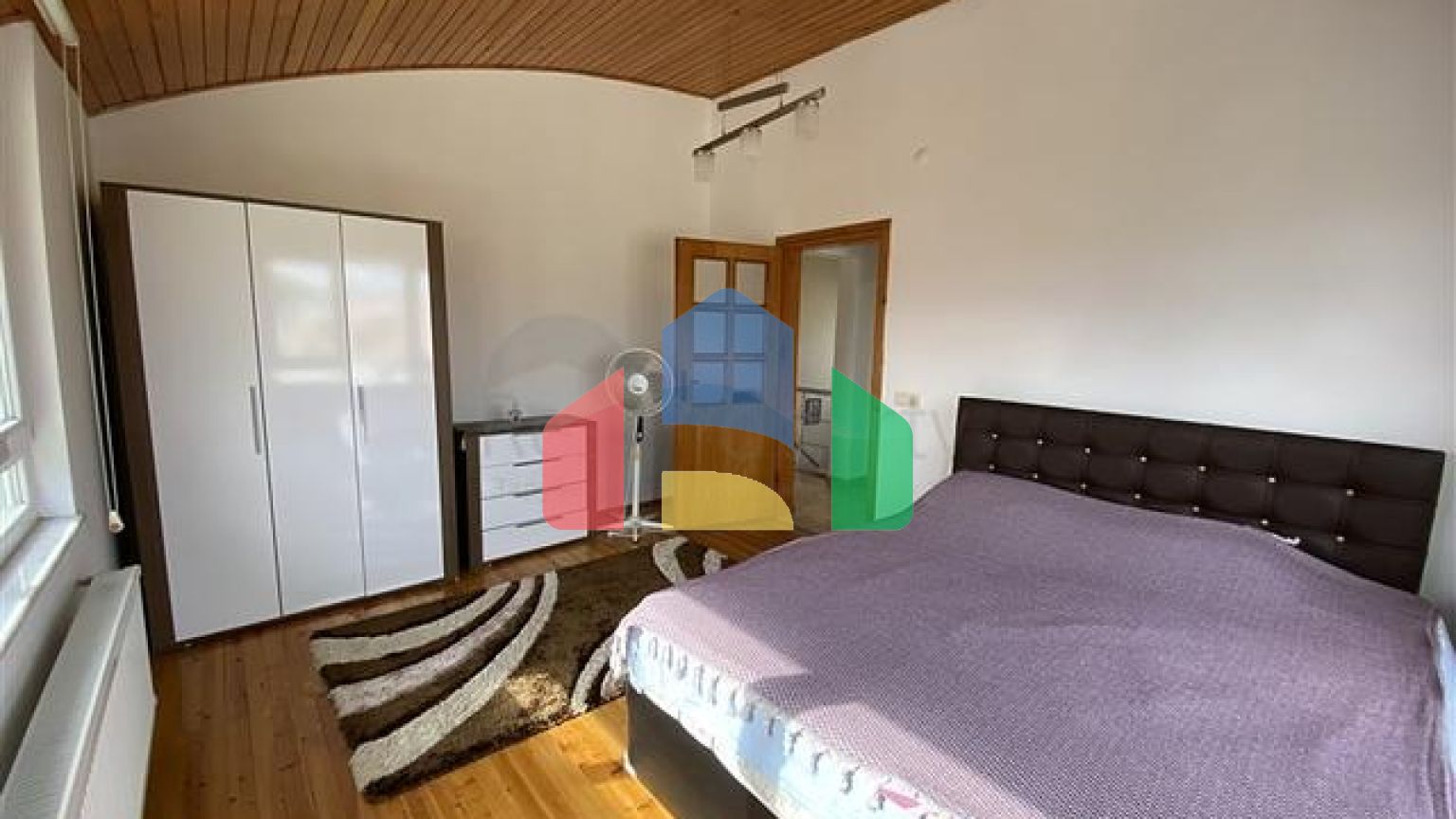 Вілла 6 + 2 з басейном в районі Конакли