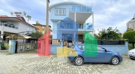 Вілла 6 + 2 з басейном в районі Конакли