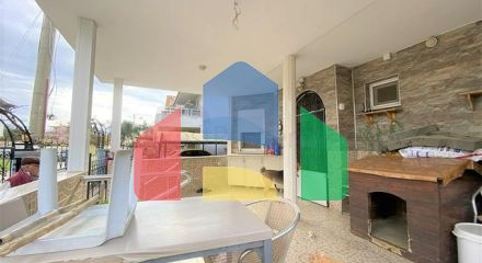 Вілла 6 + 2 з басейном в районі Конакли