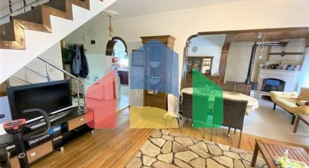 Вілла 6 + 2 з басейном в районі Конакли