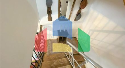 Вілла 6 + 2 з басейном в районі Конакли