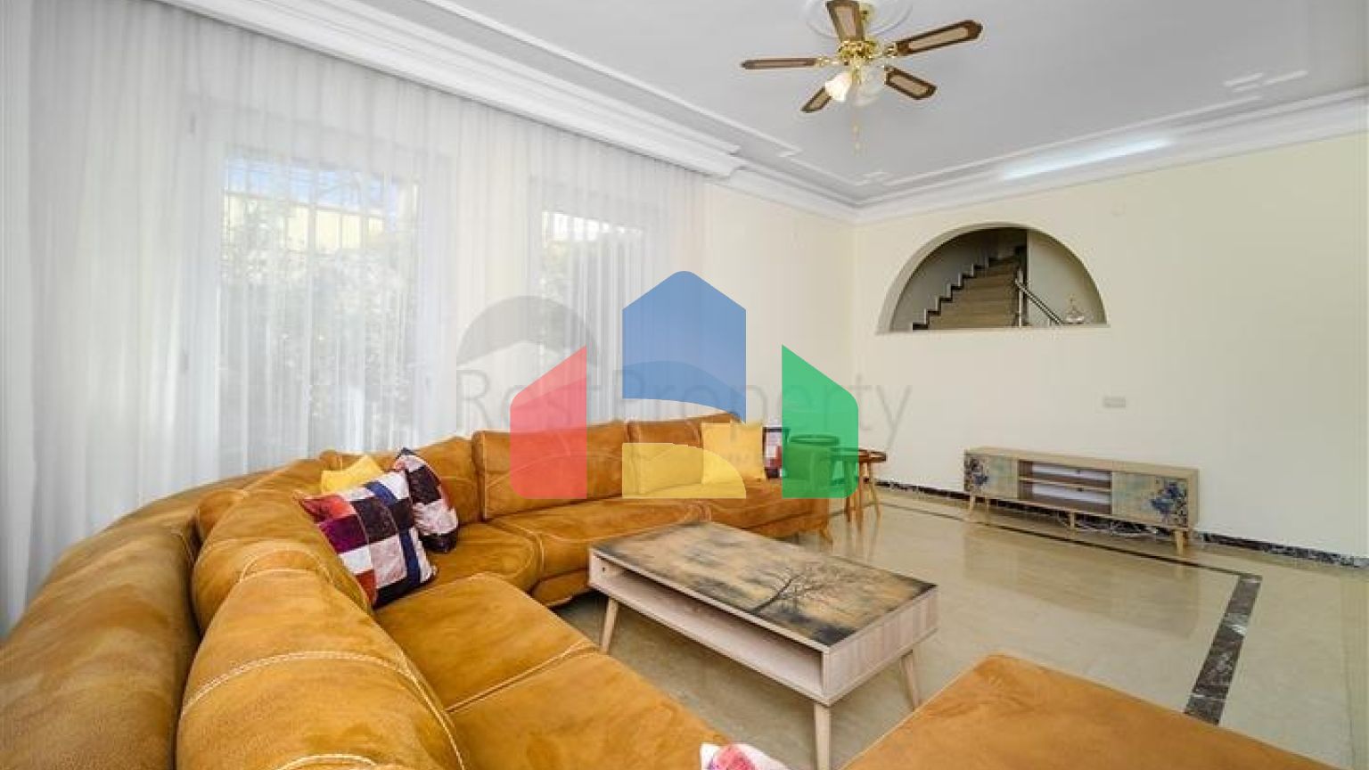 Вилла 3+1 в районе Конаклы