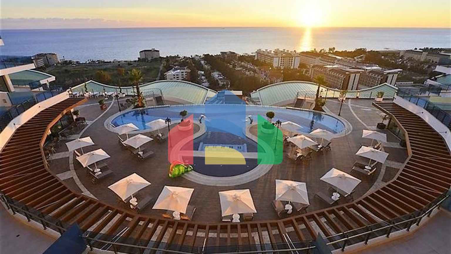 Пентхаус 3 + 2 в престижному проекті в районі Конакли