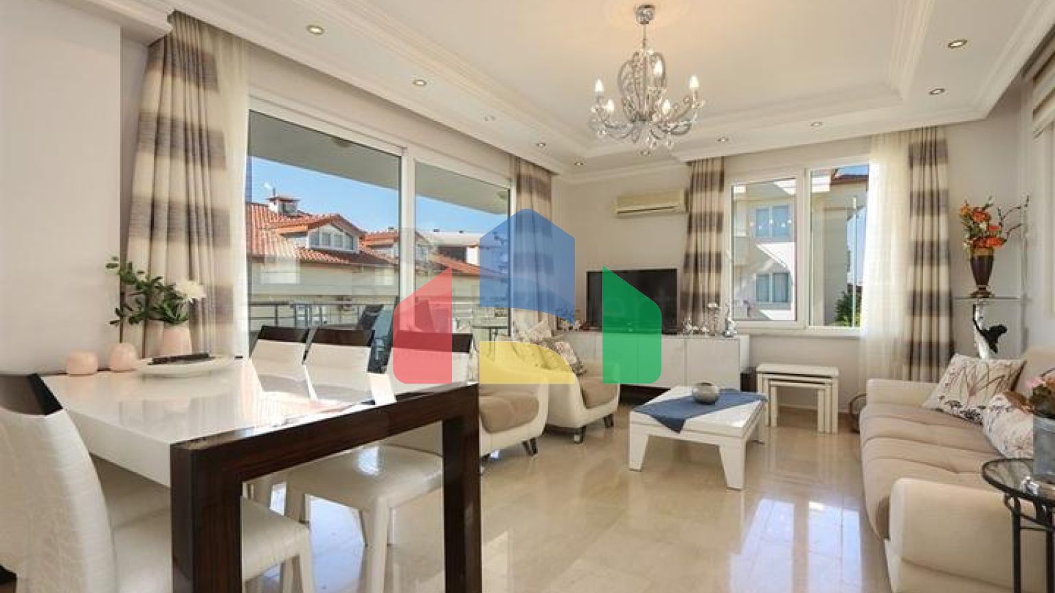 Пентхаус 3+1 в районі Конакли в крокової доступності до моря