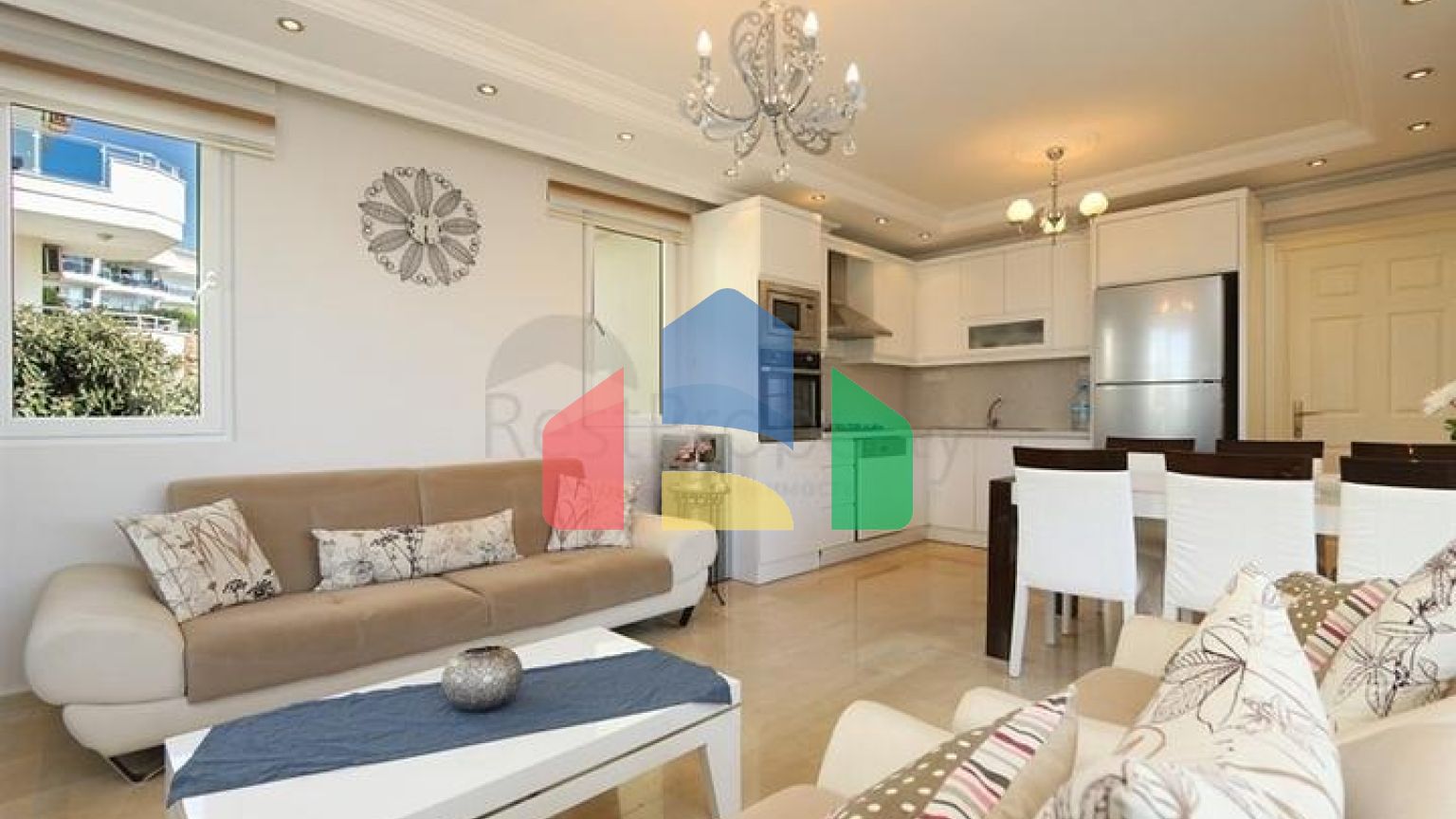 Пентхаус 3+1 в районі Конакли в крокової доступності до моря