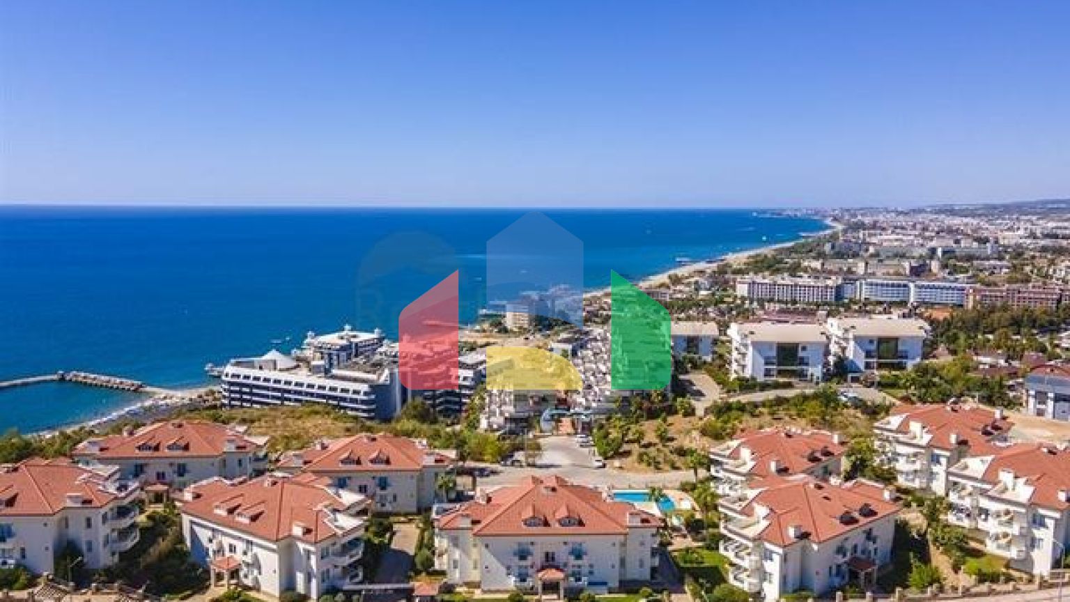 Пентхаус 3+1 в районі Конакли в крокової доступності до моря