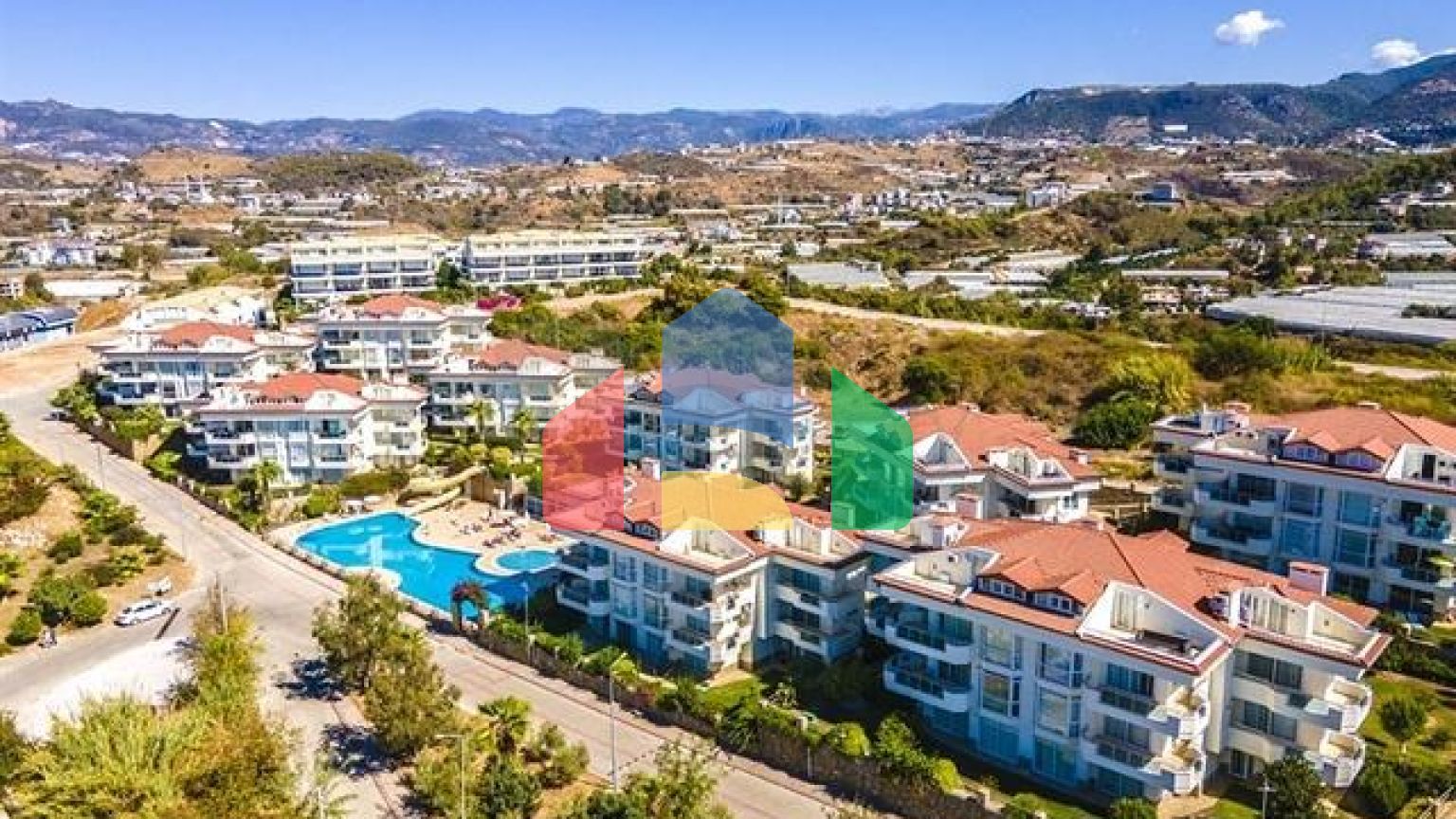 Пентхаус 3+1 в районі Конакли в крокової доступності до моря