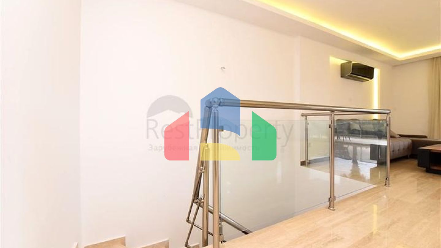 Дуплекс с выходом в сад в комплексе класса люкс