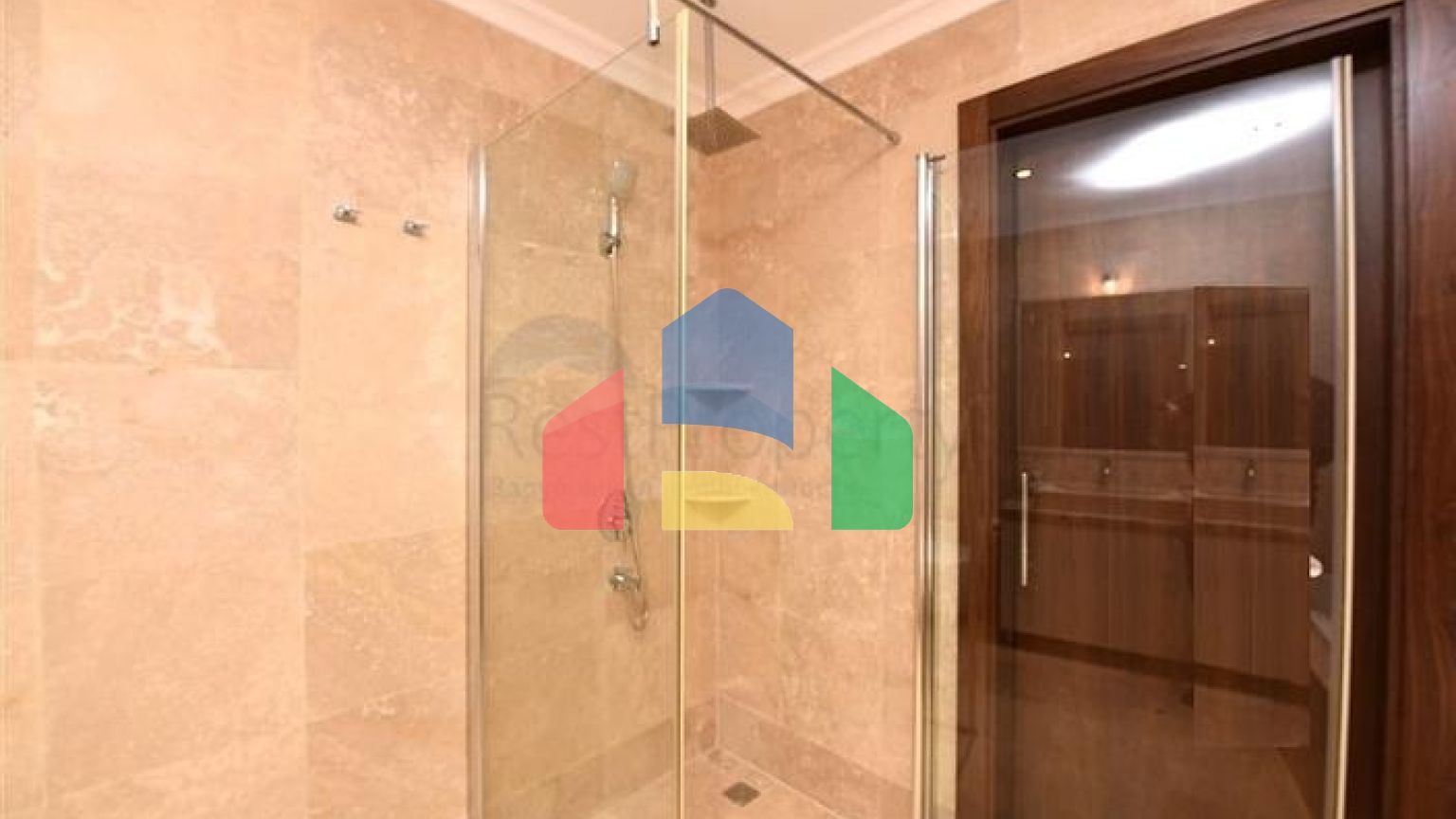 Дуплекс с выходом в сад в комплексе класса люкс