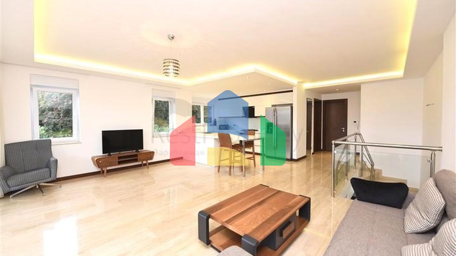 Дуплекс с выходом в сад в комплексе класса люкс