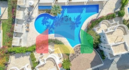 Вилла с просторной террасой в зеленой части района Конаклы