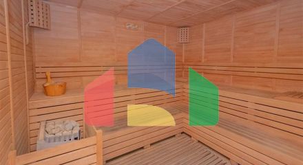 Вілла з просторою терасою в зеленій частині району Конакли