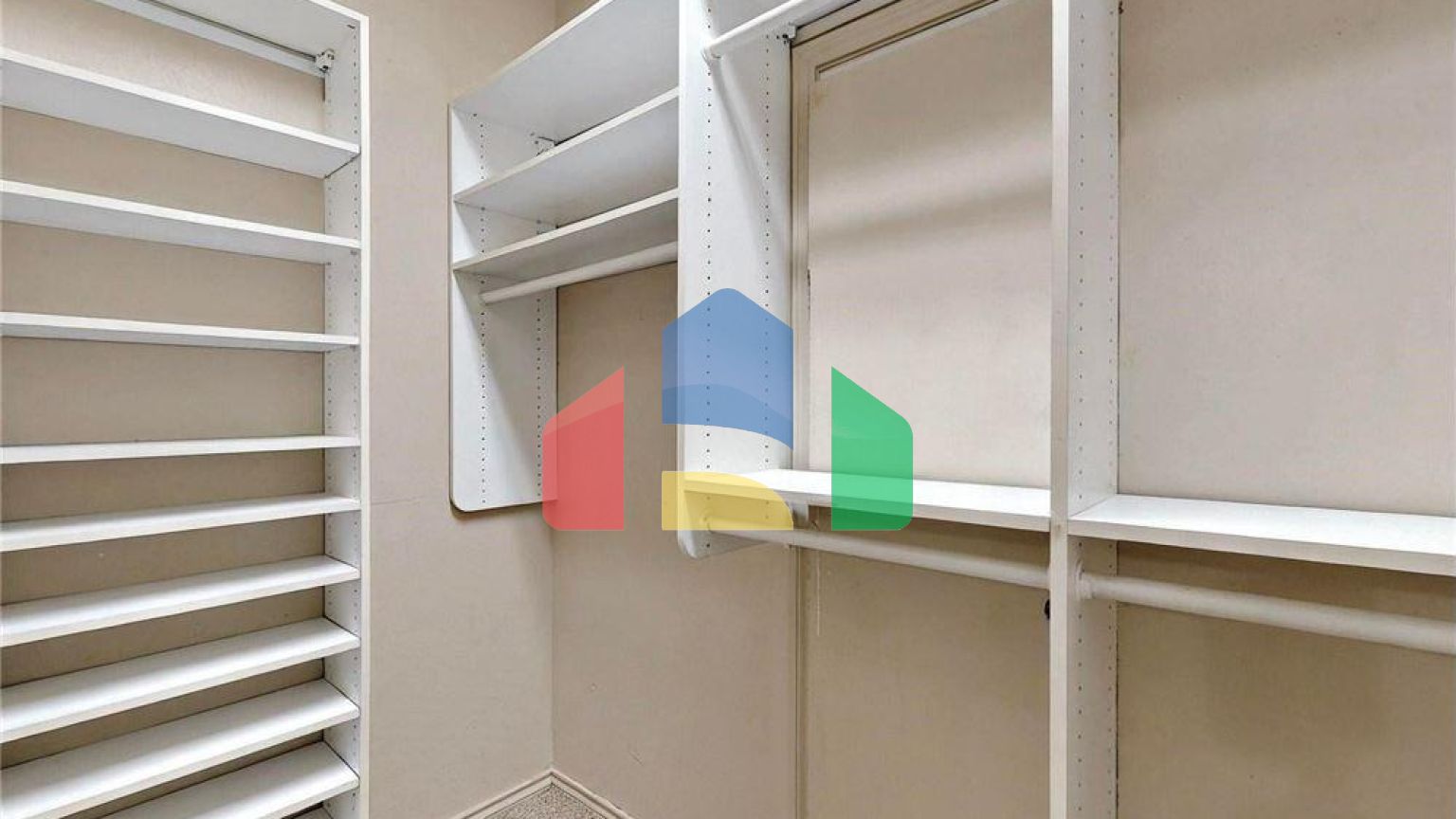 Residential - Condo/Apartment - Dallas, United States - United States