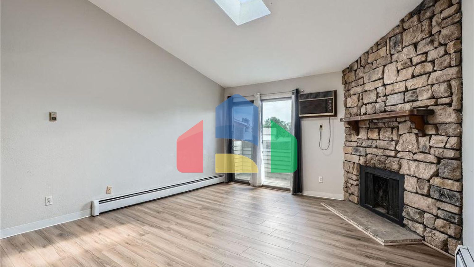 Residential - Condo/Apartment - Denver, Colorado, United States - United States