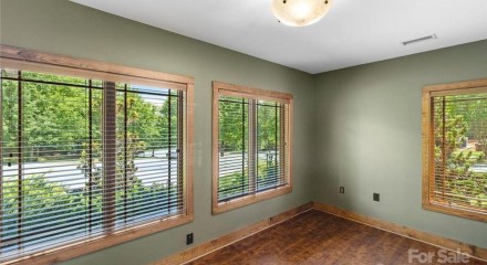 Commercial - Commercial/Retail - Denver, North Carolina, United States - United States