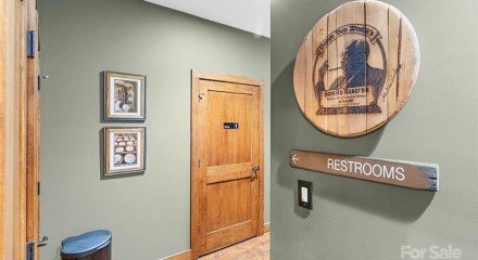 Commercial - Commercial/Retail - Denver, North Carolina, United States - United States