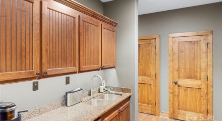 Commercial - Commercial/Retail - Denver, North Carolina, United States - United States