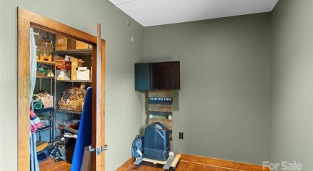 Commercial - Commercial/Retail - Denver, North Carolina, United States - United States