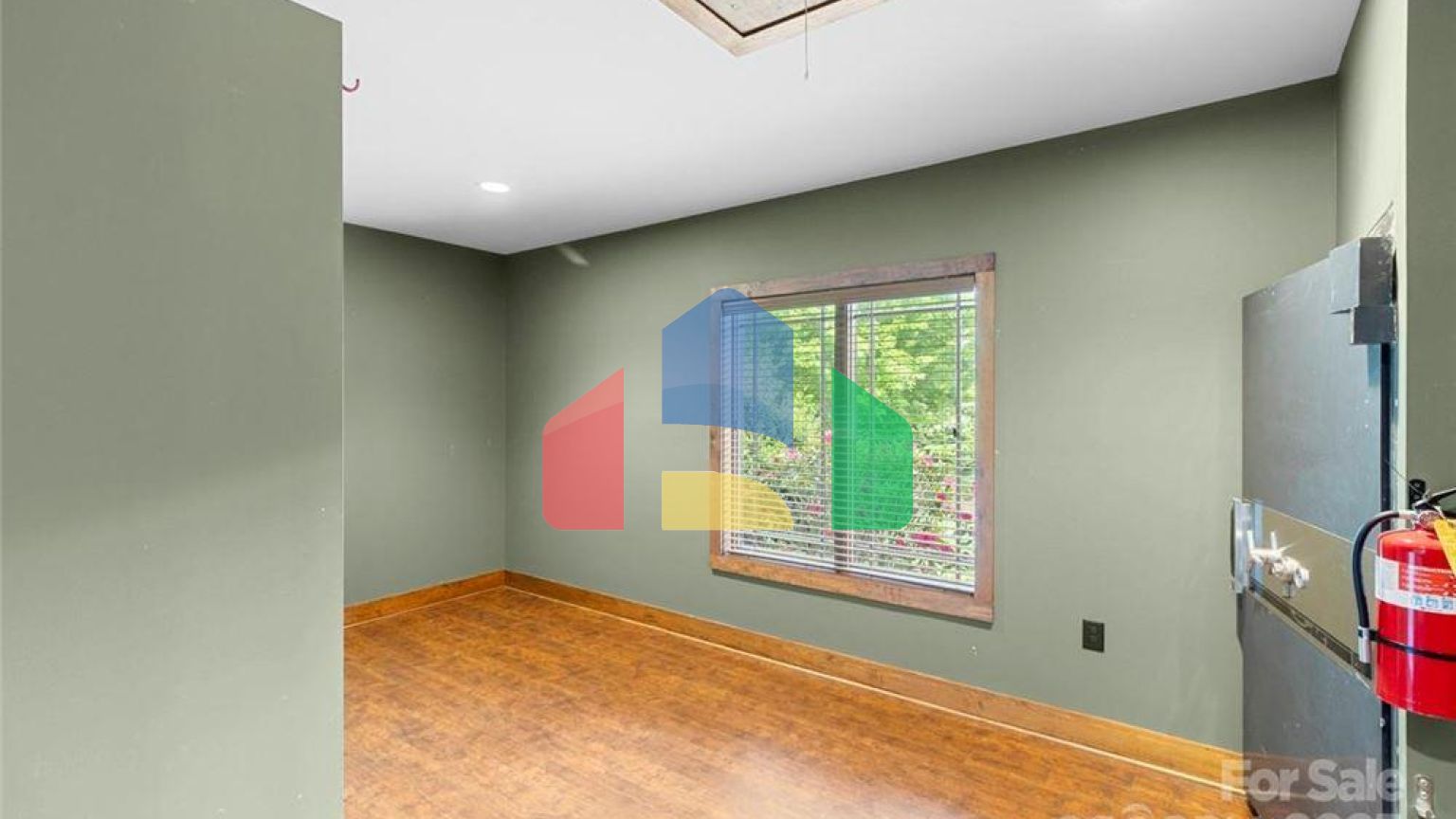 Commercial - Commercial/Retail - Denver, North Carolina, United States - United States