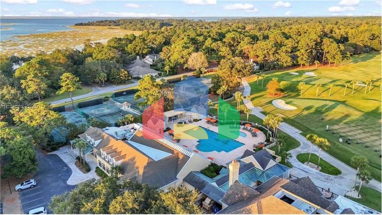 Residential - Condo/Apartment - Hilton Head Island, South Carolina, United States - United States