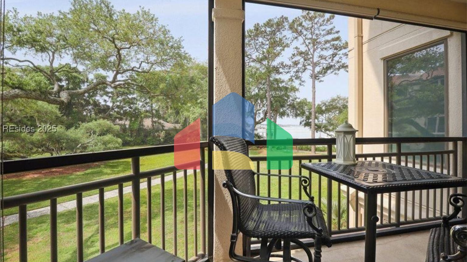 Residential - Condo/Apartment - Hilton Head Island, South Carolina, United States - United States