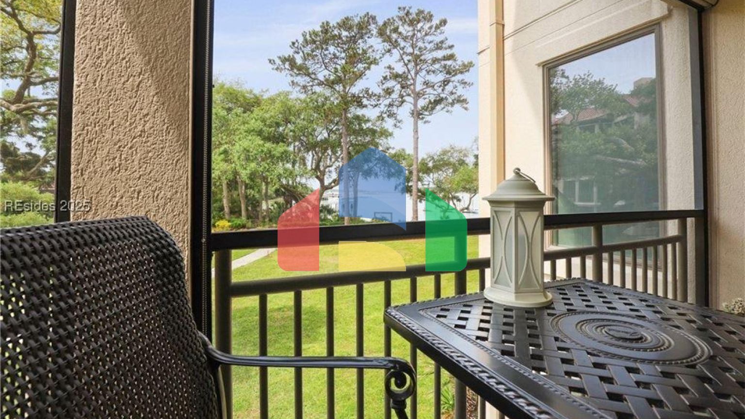 Residential - Condo/Apartment - Hilton Head Island, South Carolina, United States - United States