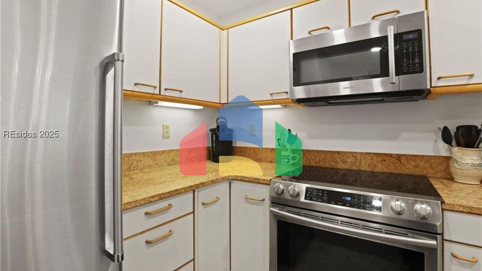 Residential - Condo/Apartment - Hilton Head Island, South Carolina, United States - United States