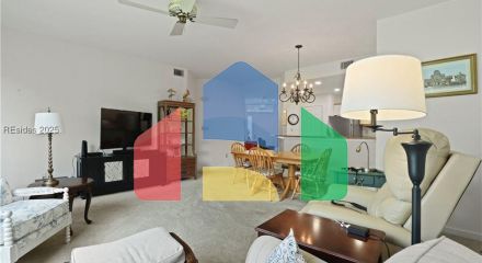 Residential - Condo/Apartment - Hilton Head Island, South Carolina, United States - United States