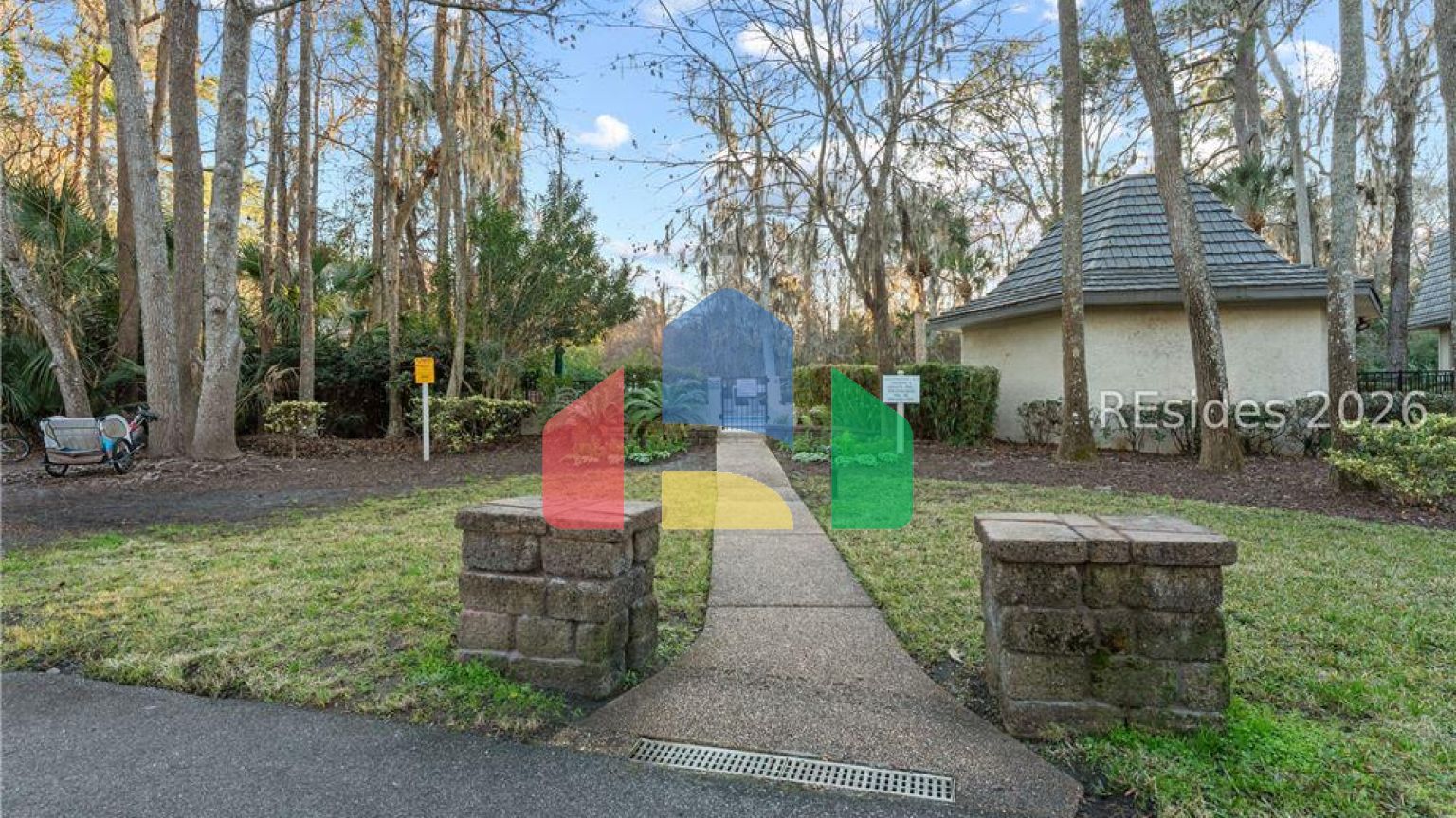 Residential - Condo/Apartment - Hilton Head Island, South Carolina, United States - United States