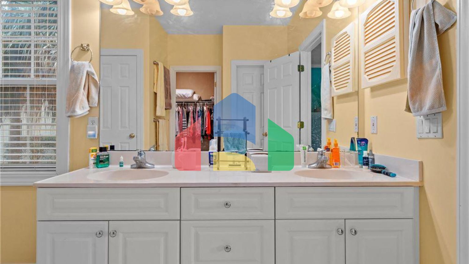 Residential - Condo/Apartment - Hilton Head Island, South Carolina, United States - United States