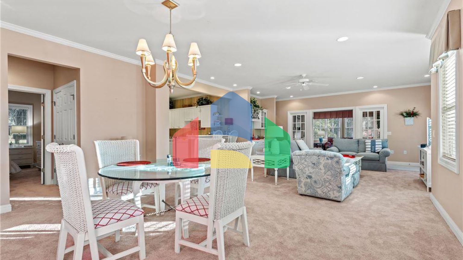 Residential - Condo/Apartment - Hilton Head Island, South Carolina, United States - United States