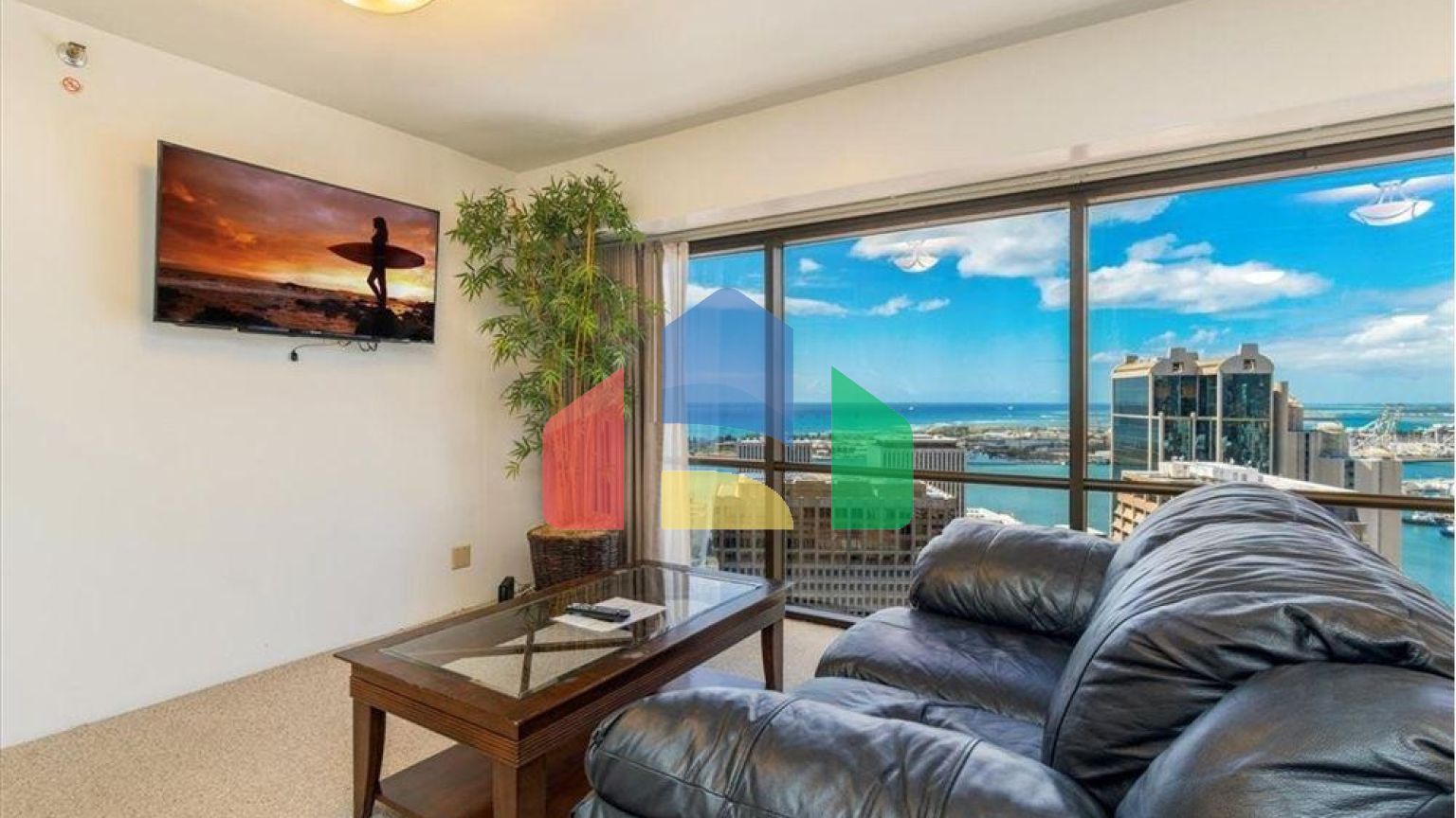 Residential - Condo/Apartment - Honolulu, Hawaii, United States - United States