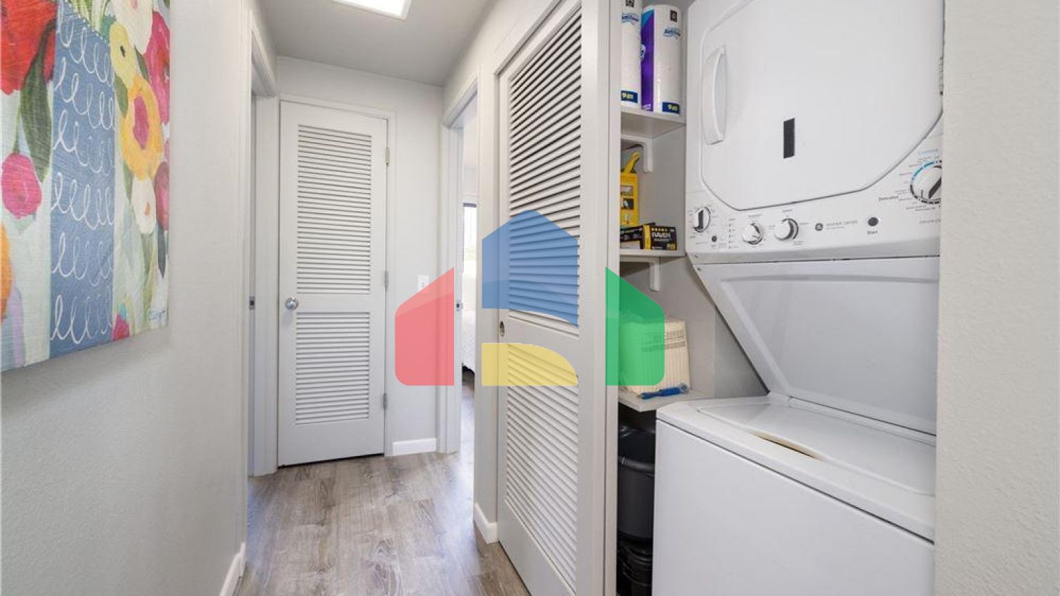 Residential - Condo/Apartment - Honolulu, Hawaii, United States - United States