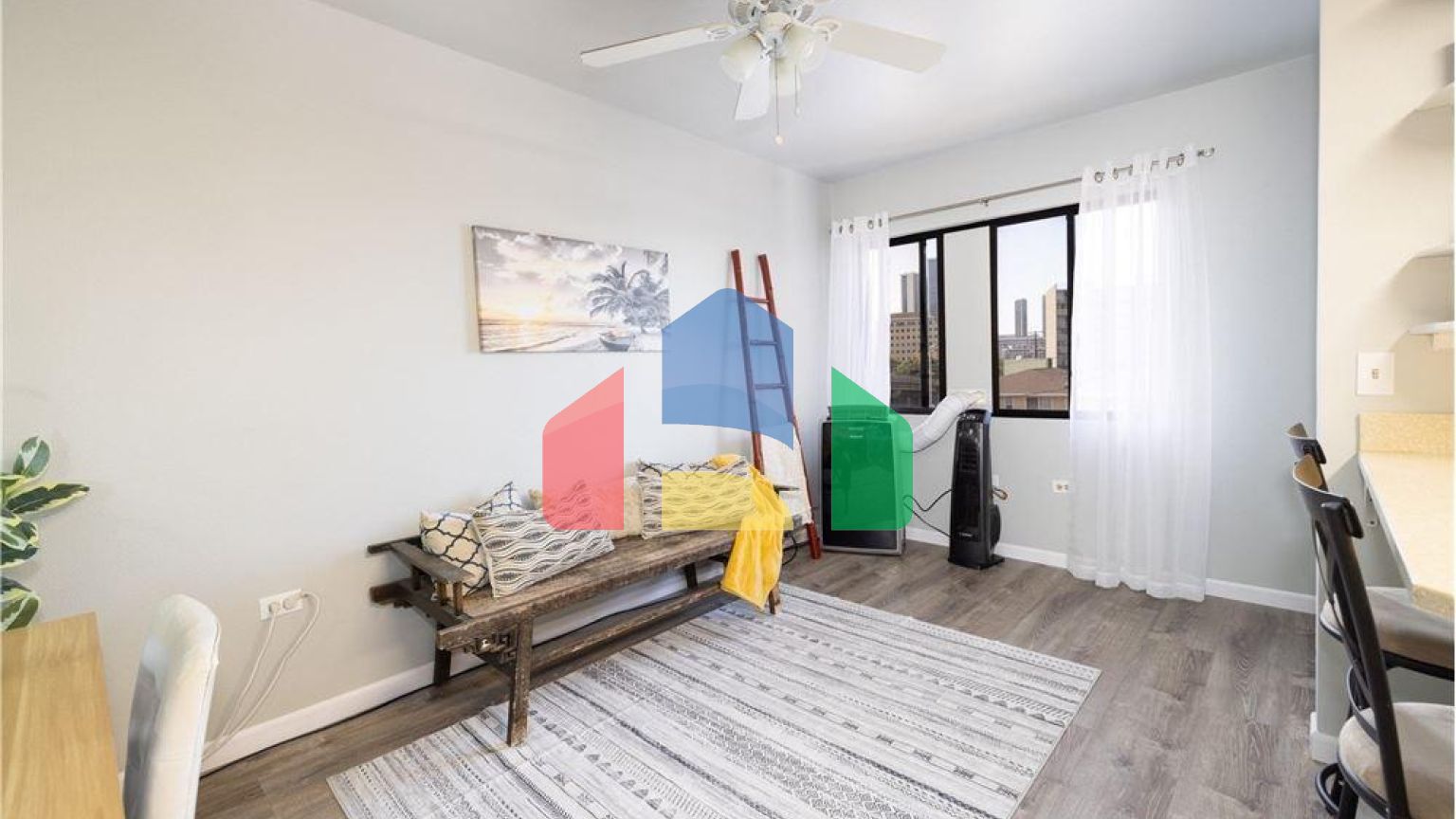 Residential - Condo/Apartment - Honolulu, Hawaii, United States - United States