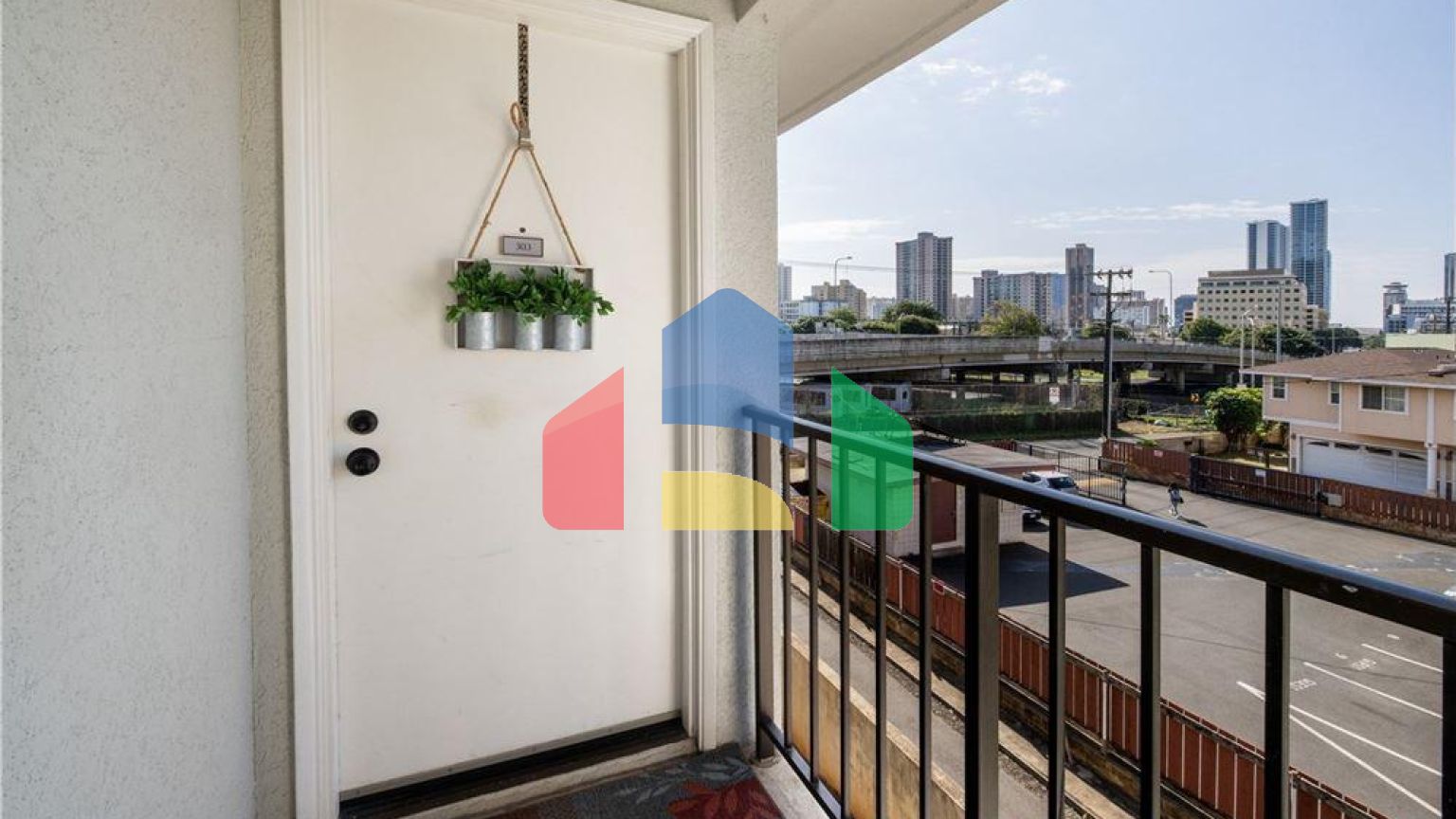 Residential - Condo/Apartment - Honolulu, Hawaii, United States - United States