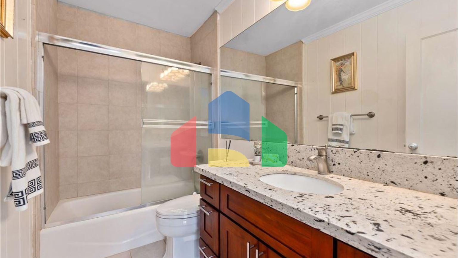 Residential - Single Family Home - Honolulu, Hawaii, United States - United States