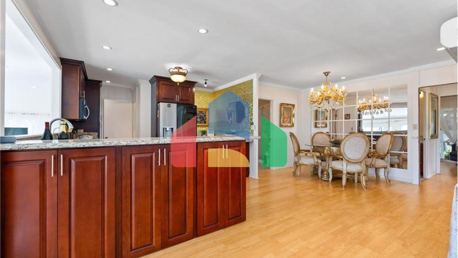 Residential - Single Family Home - Honolulu, Hawaii, United States - United States