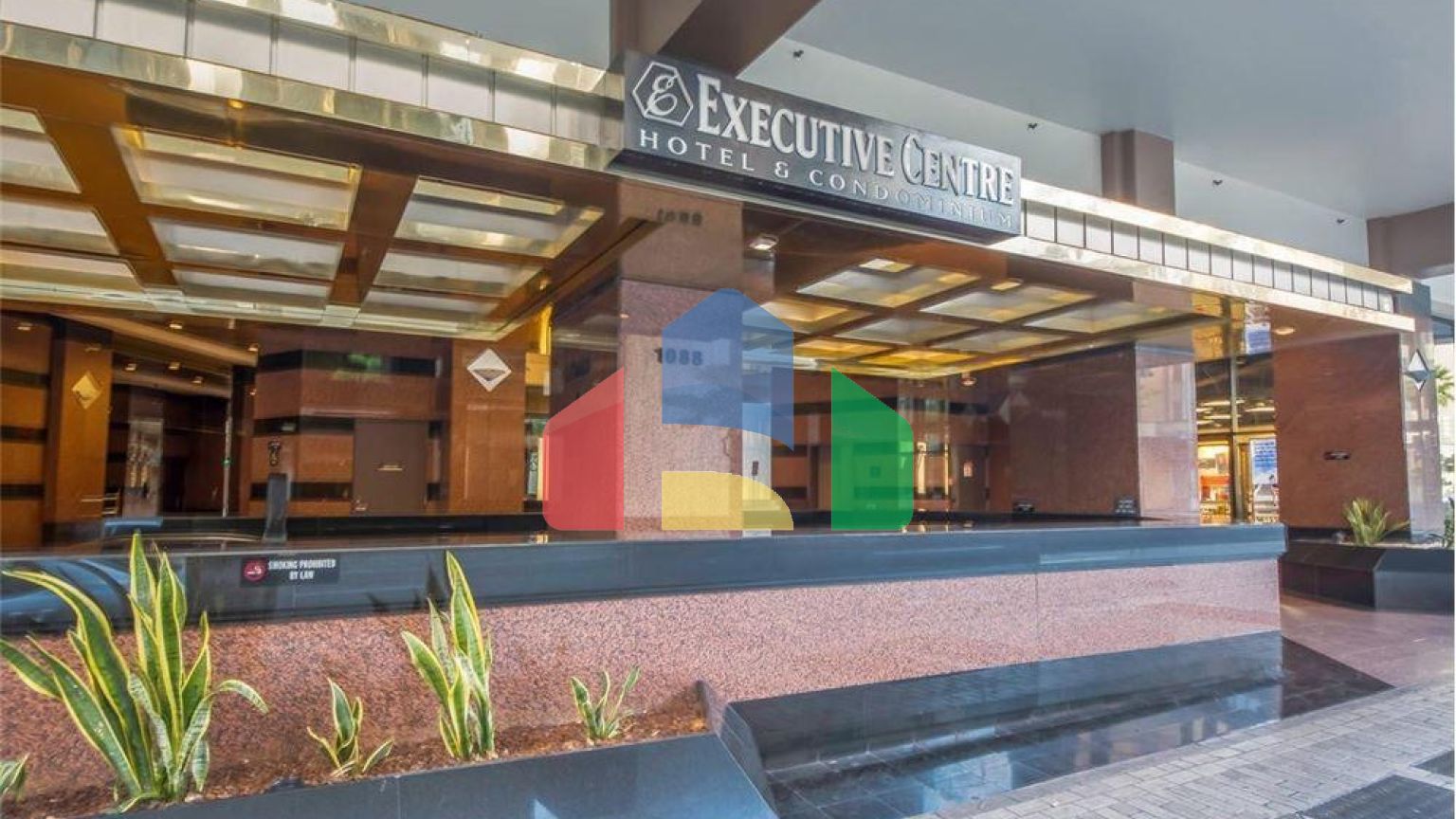 Residential - Condo/Apartment - Honolulu, Hawaii, United States - United States