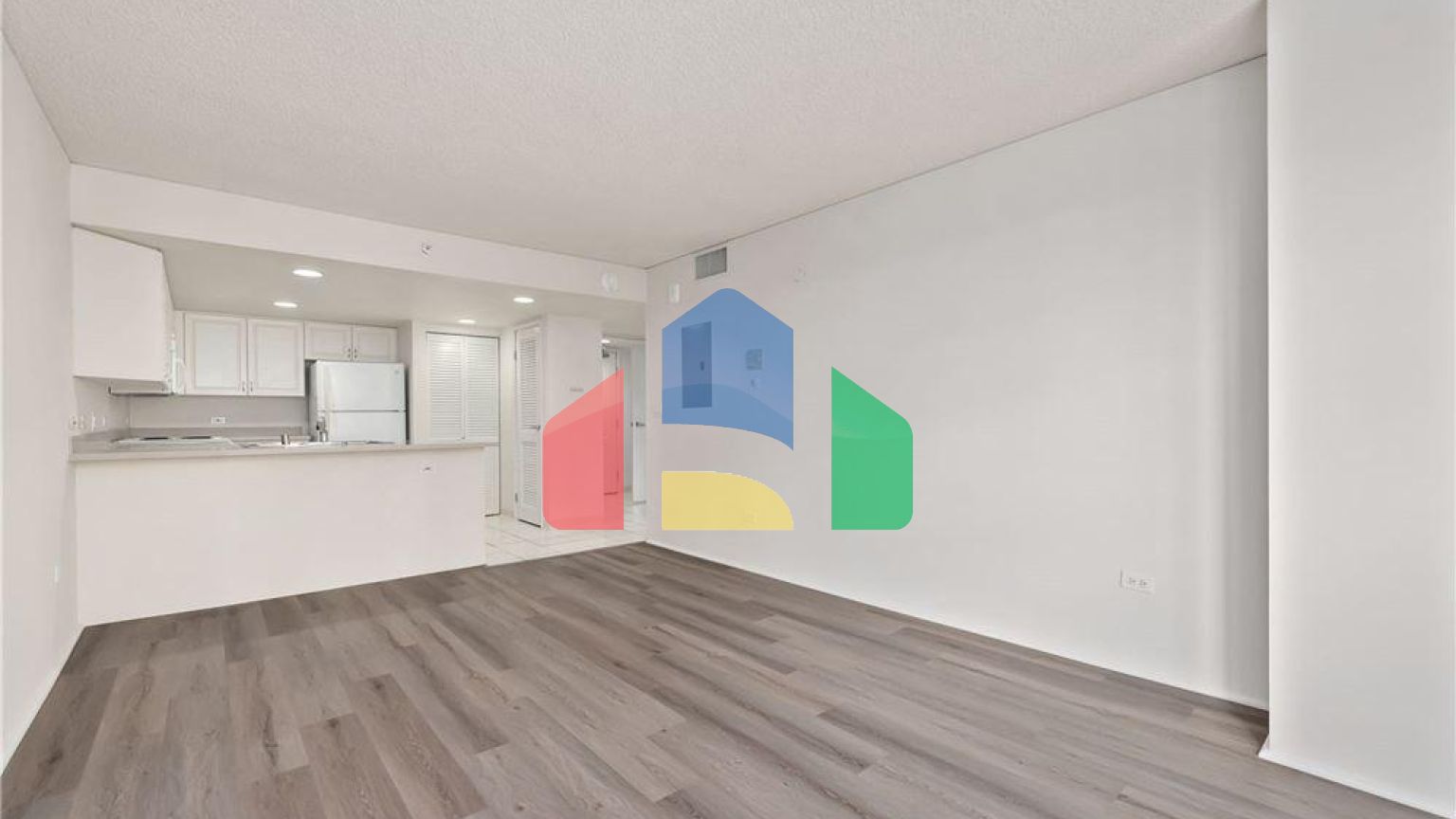 Residential - Condo/Apartment - Honolulu, Hawaii, United States - United States