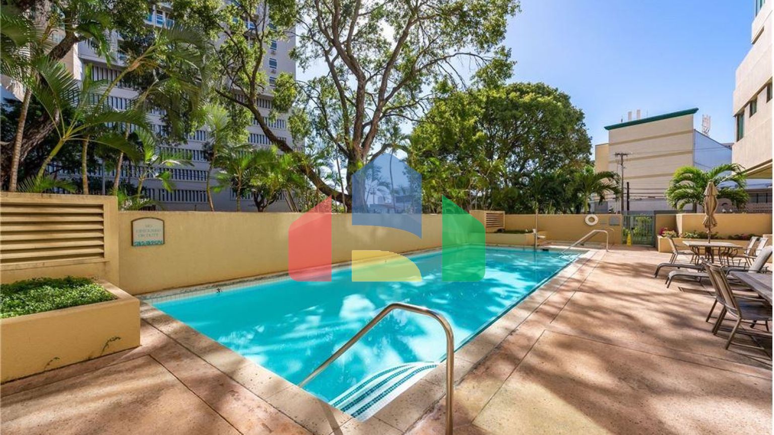 Residential - Condo/Apartment - Honolulu, Hawaii, United States - United States